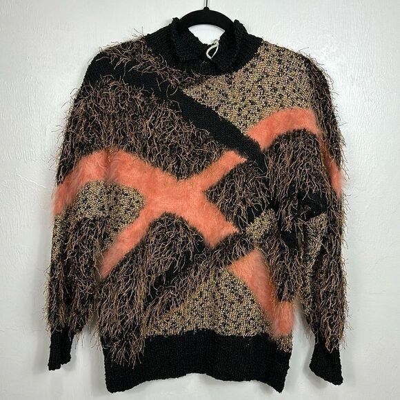 NWT Boutique Eyelash Metallic Threads Pullover Sweater Size M - Picture 1 of 8